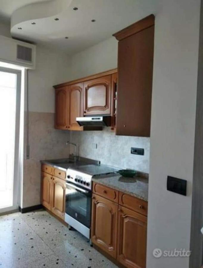 Appartamento Ad Un Passo Dal Mare Savona Esterno foto